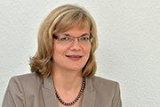 Dr. Daniela Engelhard
