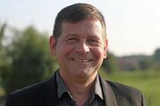Dr. Christoph Hutter: Dr. Christoph Hutter